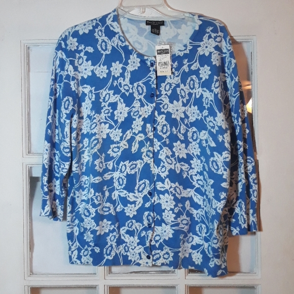 Bay Studio Sweaters - Nwt Bay studio blue floral cardigan